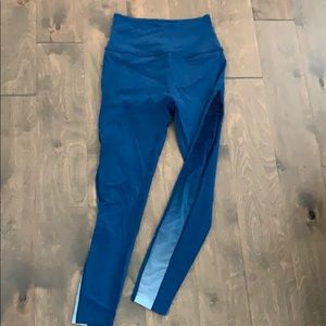 Beyond Yoga - 7/8 length leggings